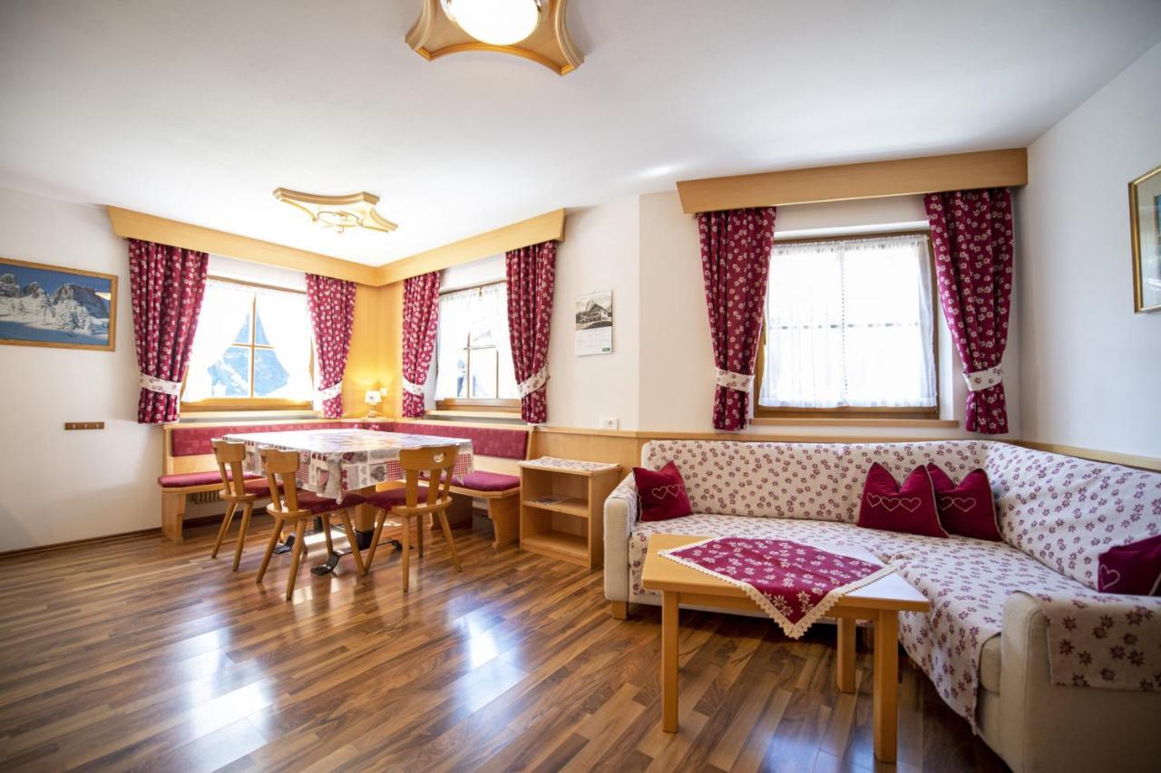 Apartments Miara Santa Cristina Val Gardena Dış mekan fotoğraf