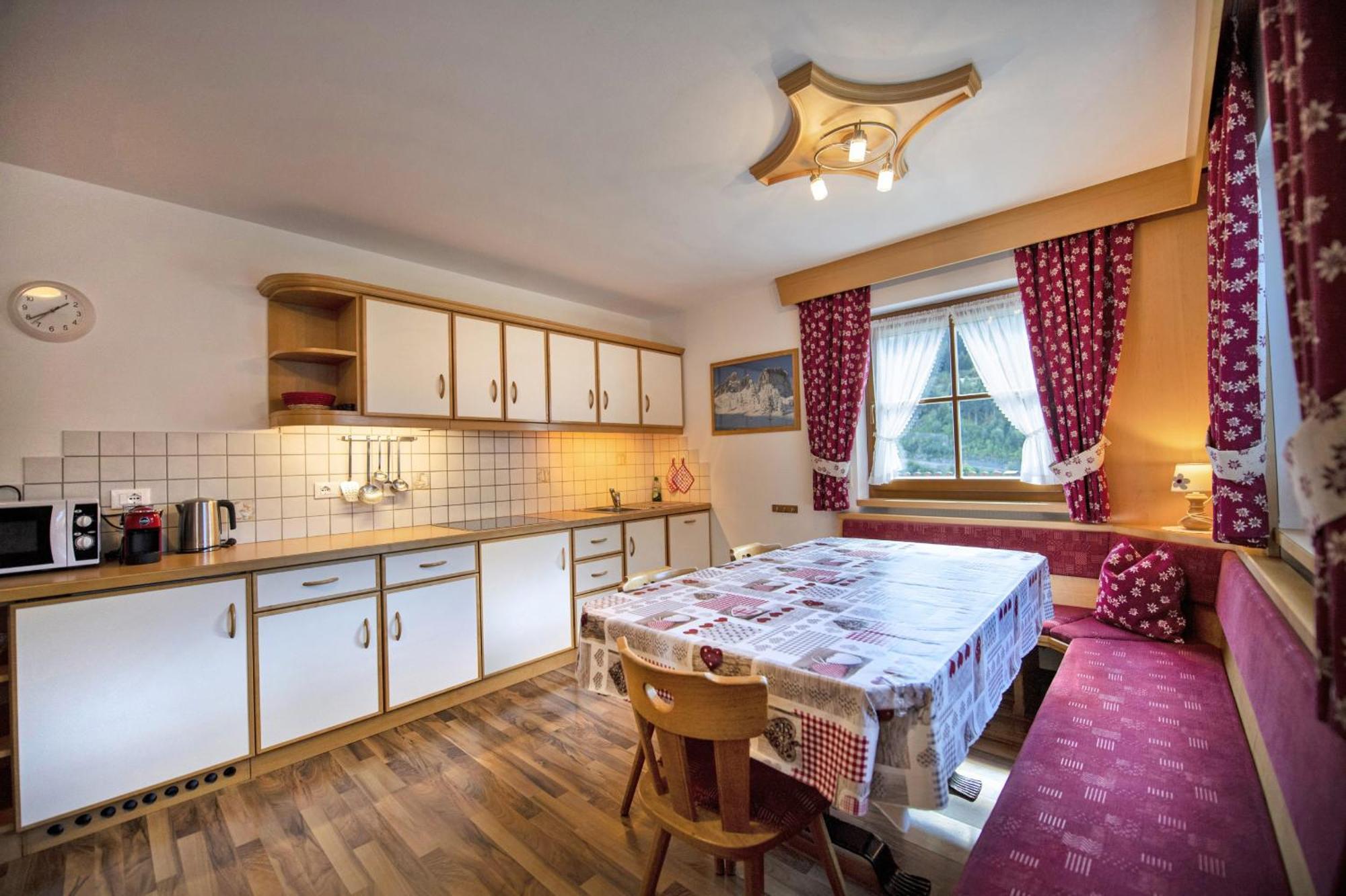 Apartments Miara Santa Cristina Val Gardena Dış mekan fotoğraf